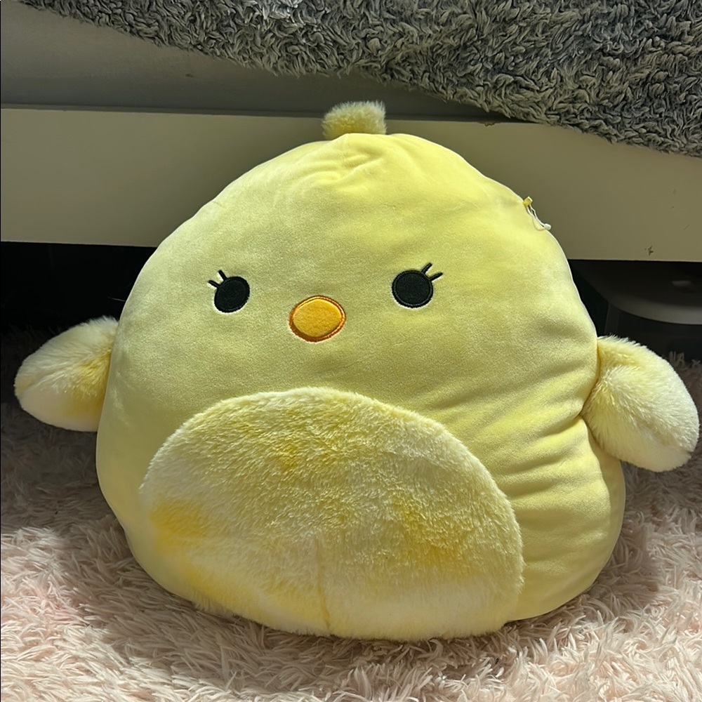 Chick Squishmallow (Amy)